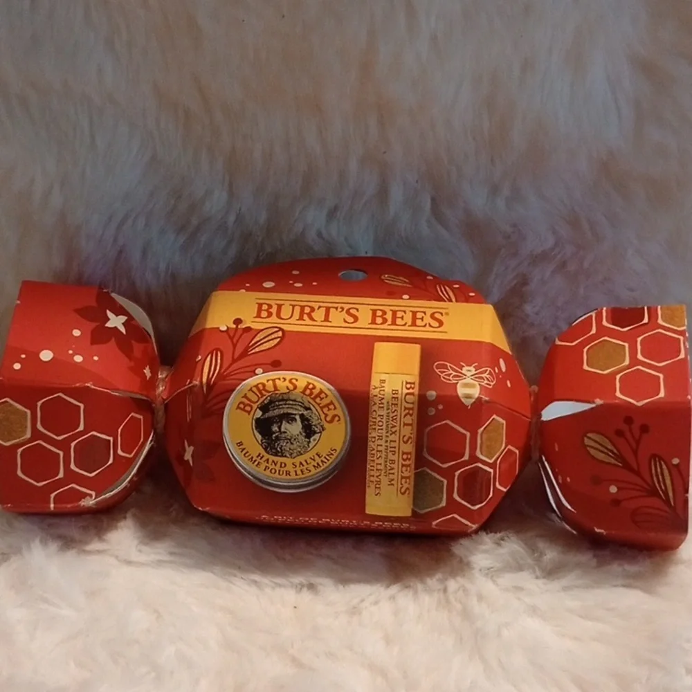 Burt Bees lip and hand set